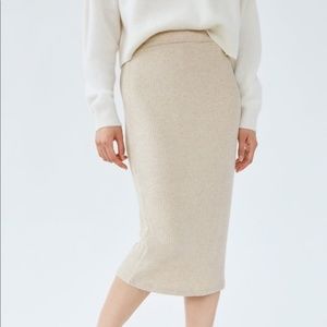 Aritzia The Group by Babaton Traverse Skirt in Heather Dover Grey